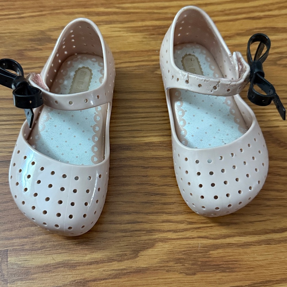 Mini Melissa size 7